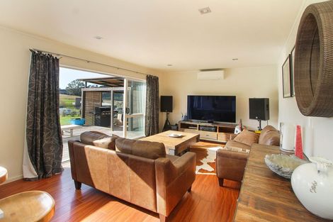 Photo of property in 372 Horseshoe Bush Road, Dairy Flat, Albany, 0794