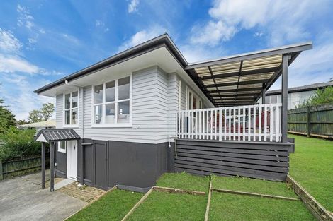Photo of property in 1/20 Sarajevo Place, Massey, Auckland, 0614