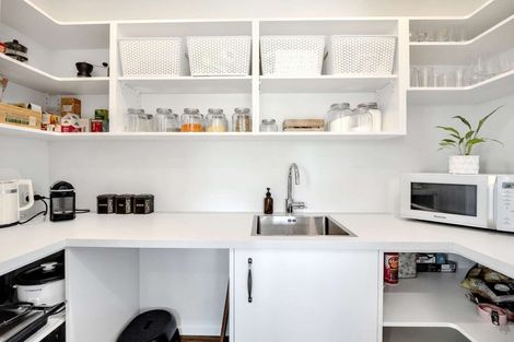 Photo of property in 10 Mills Road, Marshland, Christchurch, 8051