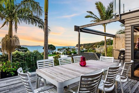 Photo of property in 20 De Luen Avenue, Tindalls Beach, Whangaparaoa, 0930