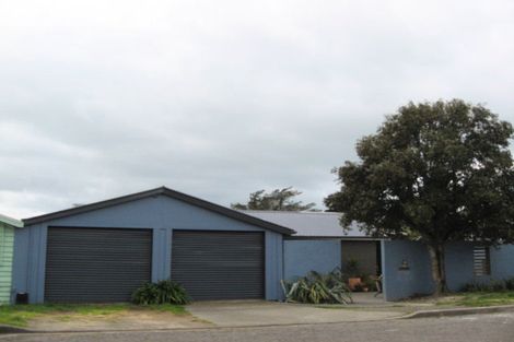 Photo of property in 14 Collison Terrace, Haumoana, 4102