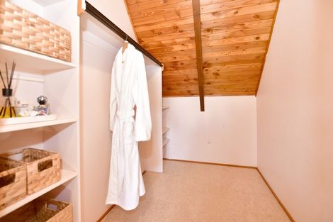 Photo of property in 1124 Whangaparaoa Road, Tindalls Beach, Whangaparaoa, 0930