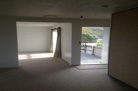 Photo of property in 14 Frobisher Street, Island Bay, Wellington, 6023