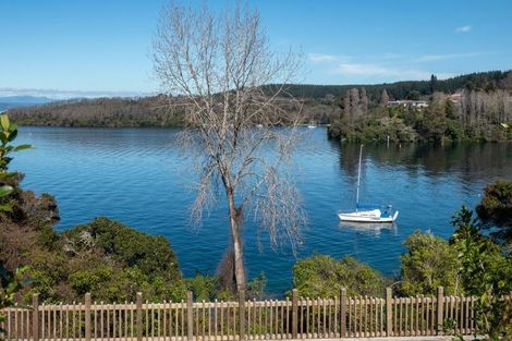 Photo of property in 828 Wily Terrace, Acacia Bay, Taupo, 3330
