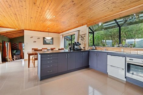 Photo of property in 26 Wiremu Road, Tairua, 3508