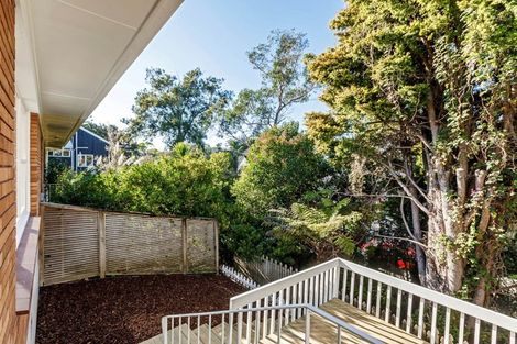Photo of property in 2/28 Gordon Avenue, Milford, Auckland, 0620