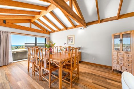 Photo of property in 36 Montclair Rise, Browns Bay, Auckland, 0630