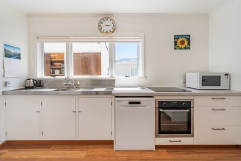 Photo of property in 9 Lane Street, Wallaceville, Upper Hutt, 5018