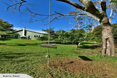 Photo of property in 219 Wade River Road, Wade Heads, Whangaparaoa, 0932