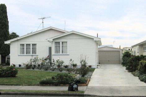 Photo of property in 11 Alamein Crescent, Onekawa, Napier, 4110