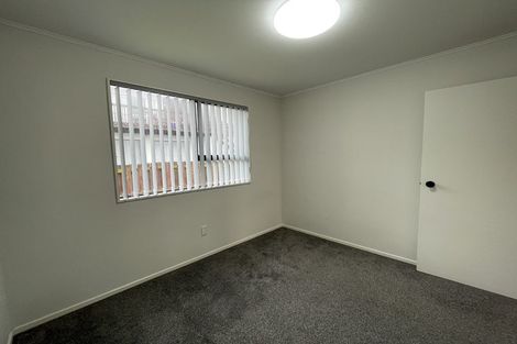 Photo of property in 6 Marco Place, Highland Park, Auckland, 2010
