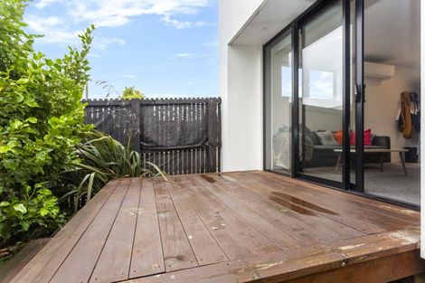 Photo of property in 1/130 Olliviers Road, Phillipstown, Christchurch, 8011