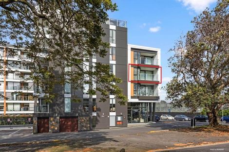 Photo of property in 1 Lion Place, Papamoa, 3118