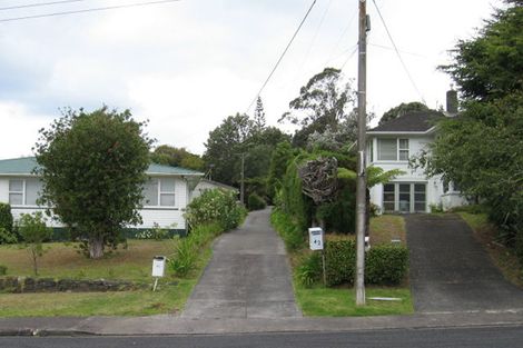 Photo of property in 40 Selwyn Crescent, Forrest Hill, Auckland, 0620