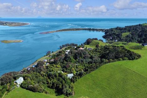 Photo of property in 248 Ohiwa Harbour Road, Waiotahe, Opotiki, 3198