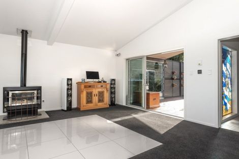 Photo of property in 10 Makorori Beach Road, Makorori, Gisborne, 4073