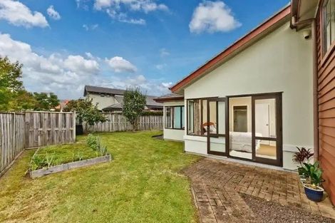 Photo of property in 16 Clemow's Lane, Albany, Auckland, 0632