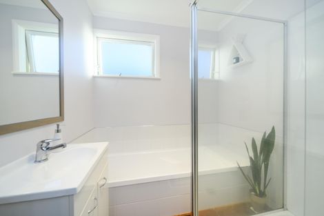 Photo of property in 30 Guy Avenue, Takaro, Palmerston North, 4410