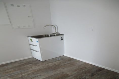 Photo of property in 28 Dahl Drive, Wallaceville, Upper Hutt, 5018