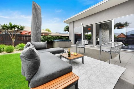 Photo of property in 12 Cumbria Way, Hamilton East, Hamilton, 3216