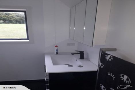 Photo of property in 17 Oruawharo Road, Topuni, Wellsford, 0975