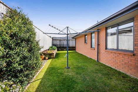 Photo of property in 9 Huetu Place, Bell Block, New Plymouth, 4312