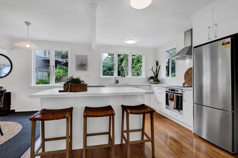 Photo of property in 10 Tasman Street, Vogeltown, New Plymouth, 4310