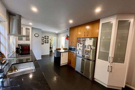 Photo of property in 50 Rodrigo Road, Kilbirnie, Wellington, 6022