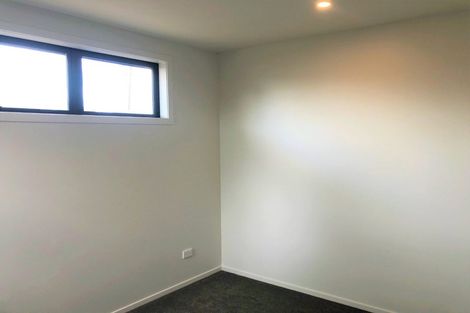 Photo of property in 2/4 Heath Street, Saint Andrews, Hamilton, 3200