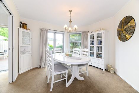 Photo of property in 2/27 Leicester Parade, Somerville, Auckland, 2014