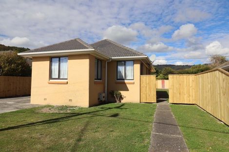 Photo of property in 384 Cambridge Terrace, Naenae, Lower Hutt, 5011