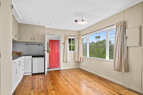 Photo of property in 19 Spray Crescent, Leigh, 0985