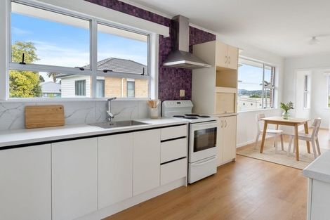 Photo of property in 5 Mcleod Road, Henderson, Auckland, 0612
