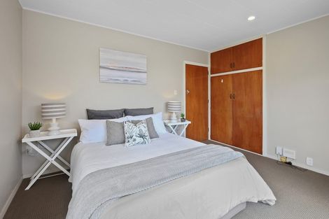 Photo of property in 16 Hounslow Street, Ilam, Christchurch, 8041