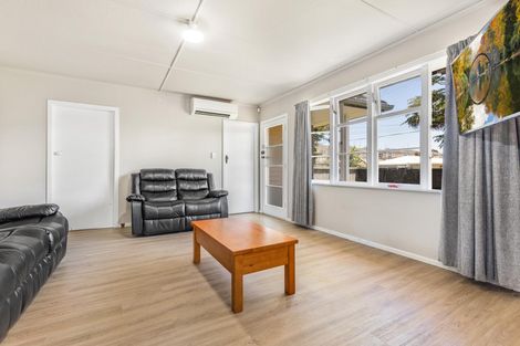 Photo of property in 1/7 Cambridge Road, Manurewa, Auckland, 2102