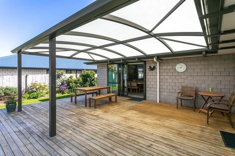 Photo of property in 3 Victoria Street, Coromandel, 3506