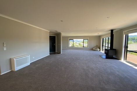 Photo of property in 10 Pukeko Place, Picton, 7220