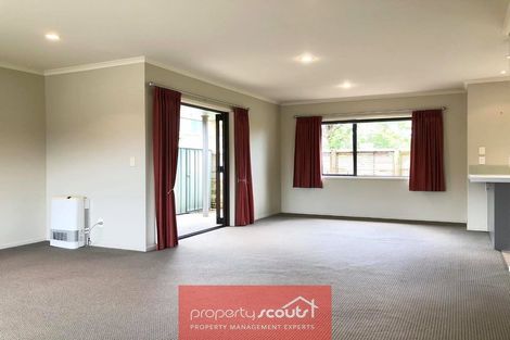 Photo of property in 33a Lismore Street, Strandon, New Plymouth, 4312