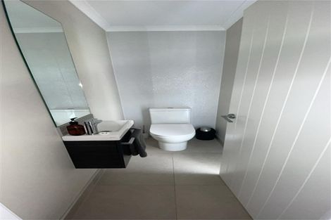 Photo of property in 215 Wainui Road, Silverdale, 0932