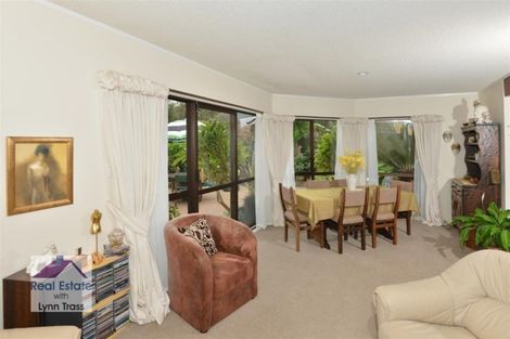 Photo of property in 8a Heron Place, Maunu, Whangarei, 0110