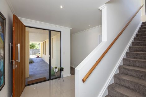 Photo of property in 39b Kakariki Grove, Waikanae, 5036