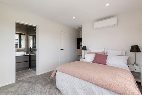 Photo of property in 17 Ocean Breeze Avenue, Hobsonville, Auckland, 0616