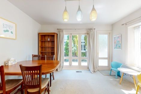 Photo of property in 12b Hobson Street, Thorndon, Wellington, 6011