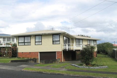 Photo of property in 20 Carole Crescent, Pakuranga, Auckland, 2010