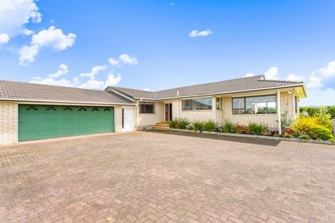 Photo of property in 1218 State Highway 16, Waimauku, 0883