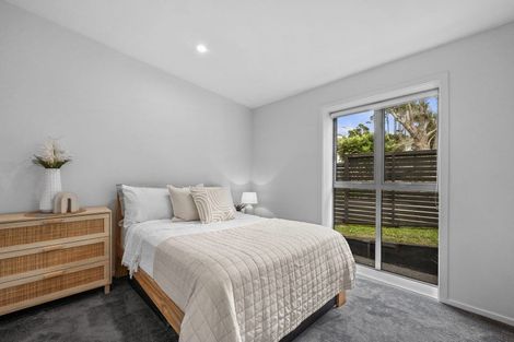 Photo of property in 21 King Richard Place, Browns Bay, Auckland, 0630