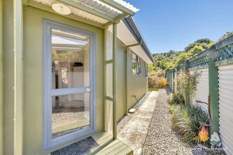 Photo of property in 9 Victoria Close, Picton, 7220