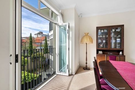 Photo of property in 35b Hobson Crescent, Thorndon, Wellington, 6011