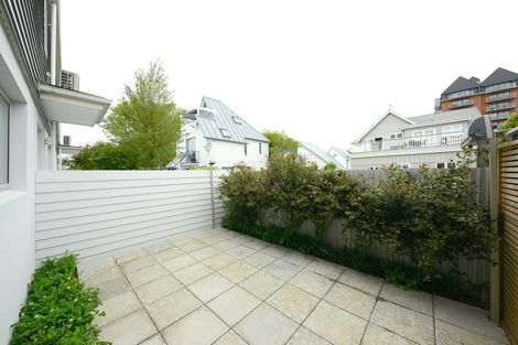 Photo of property in 2/30 Armagh Street, Christchurch Central, Christchurch, 8013