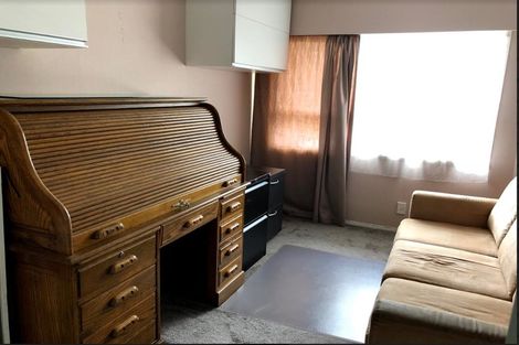 Photo of property in 3 Larne Avenue, Pakuranga Heights, Auckland, 2010